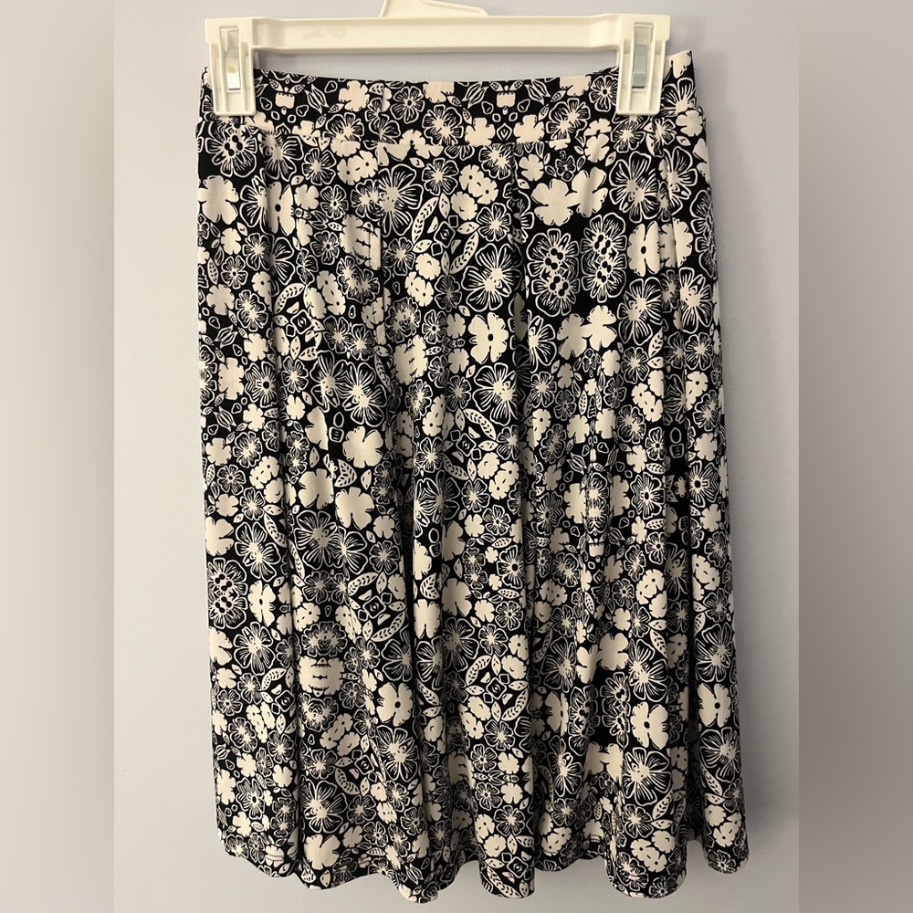 LulaRoe black and white floral midi skirt size xs